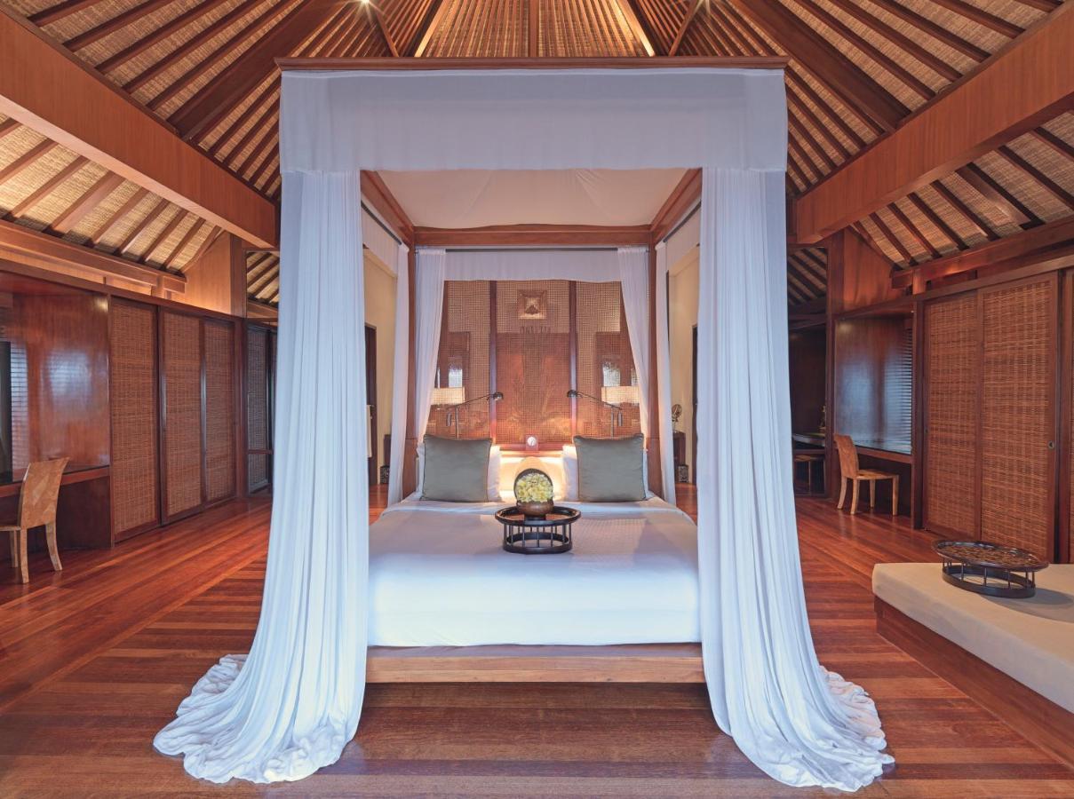 Готель The Legian Seminyak, Bali Екстер'єр фото