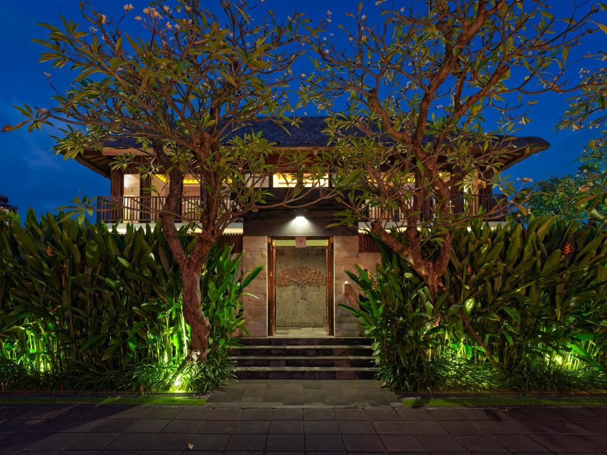 Готель The Legian Seminyak, Bali Екстер'єр фото