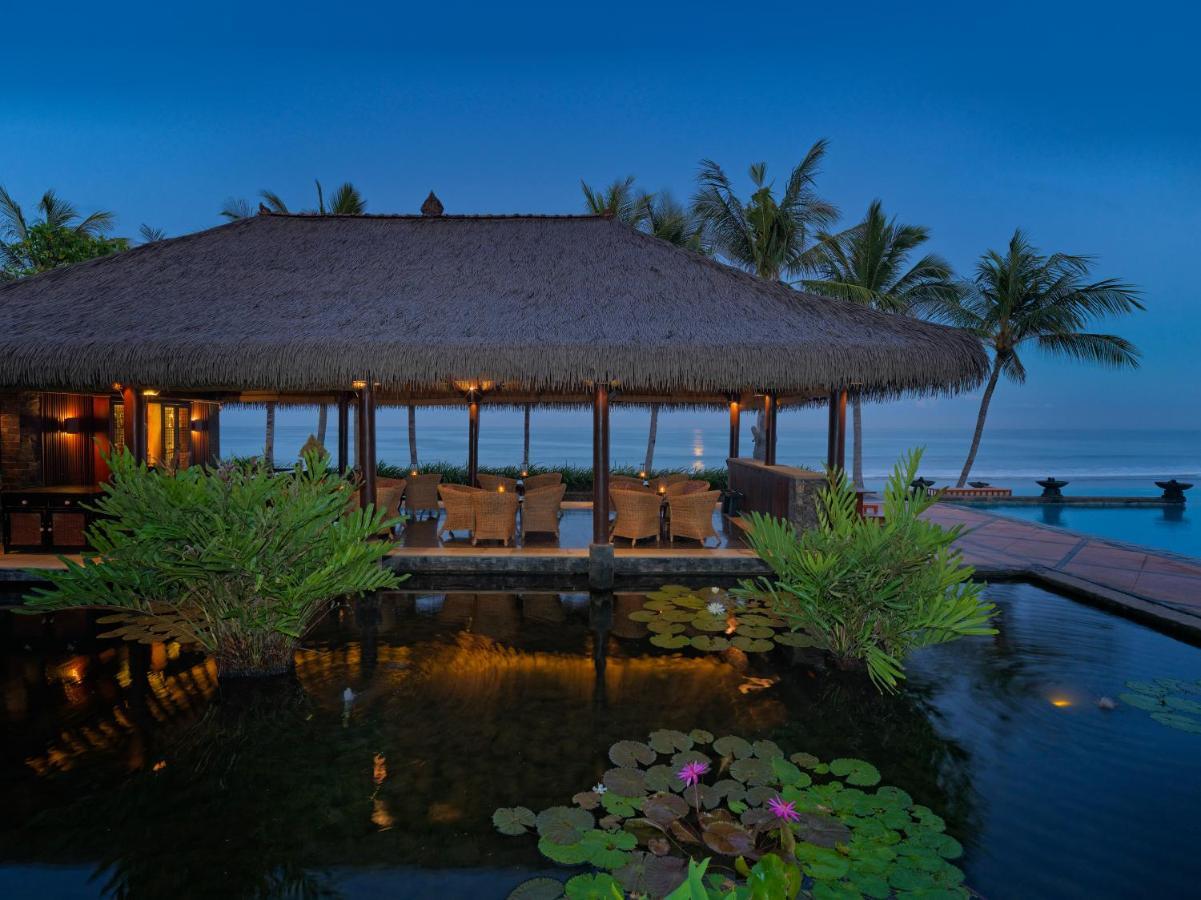 Готель The Legian Seminyak, Bali Екстер'єр фото