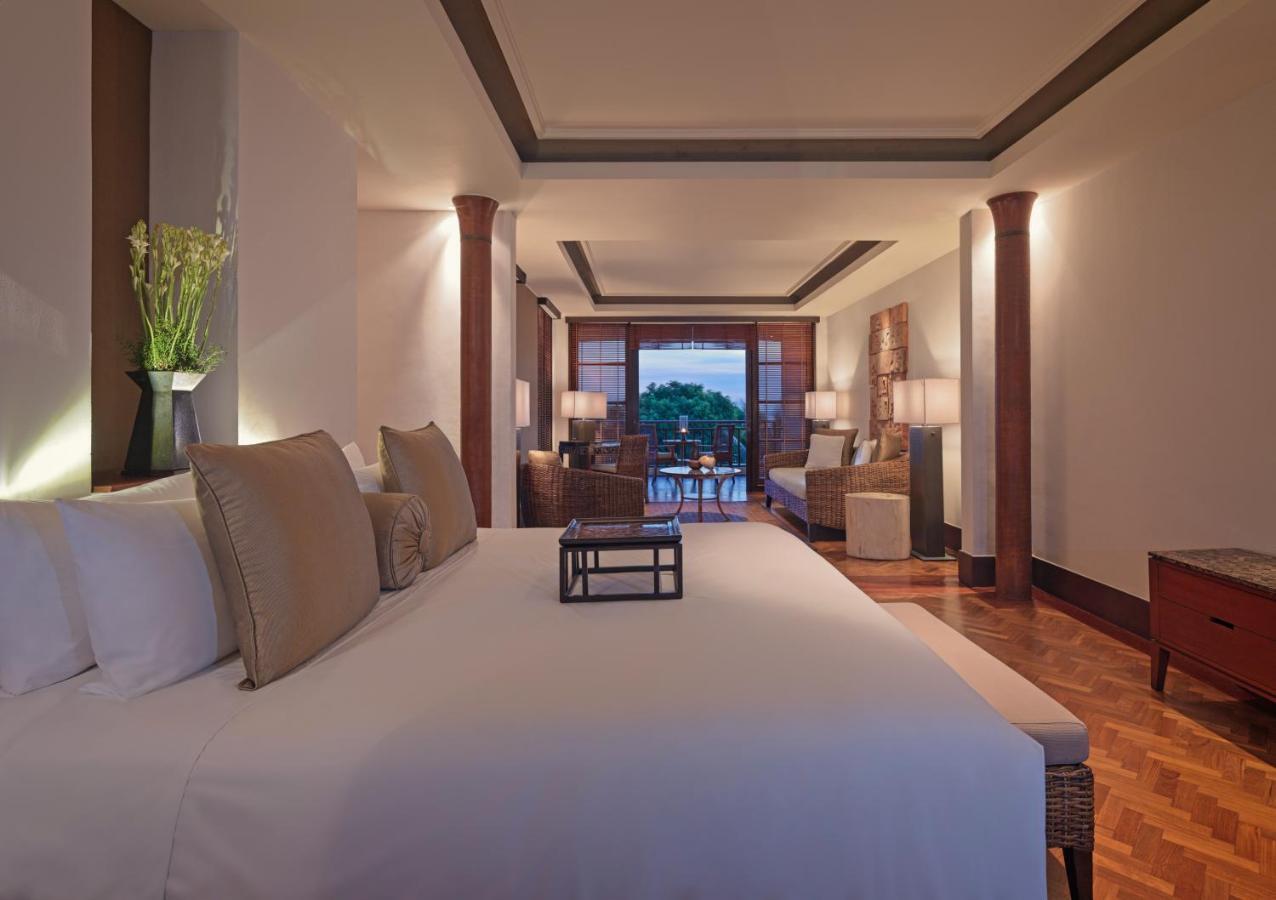 Готель The Legian Seminyak, Bali Екстер'єр фото