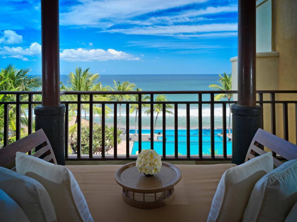 Готель The Legian Seminyak, Bali Екстер'єр фото